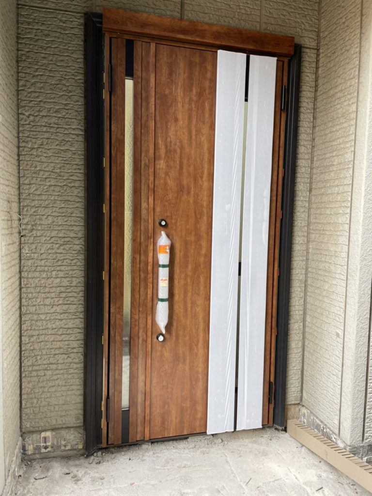 愛知県名古屋市港区　玄関ドア取替工事　LIXILリシェント